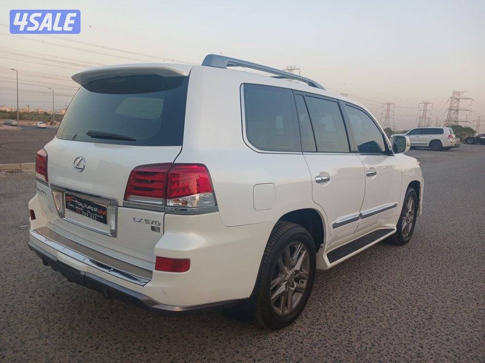 للبيع لكزس LX570 موديل ٢٠١٥5
