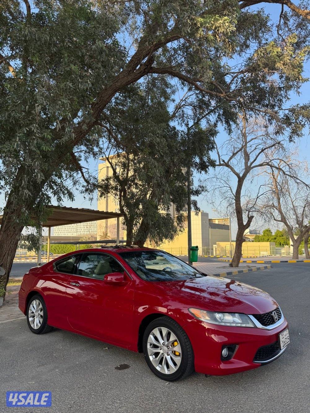 للبيع هوندا اكورد 2014 بحالة الوكالة بالكامل1