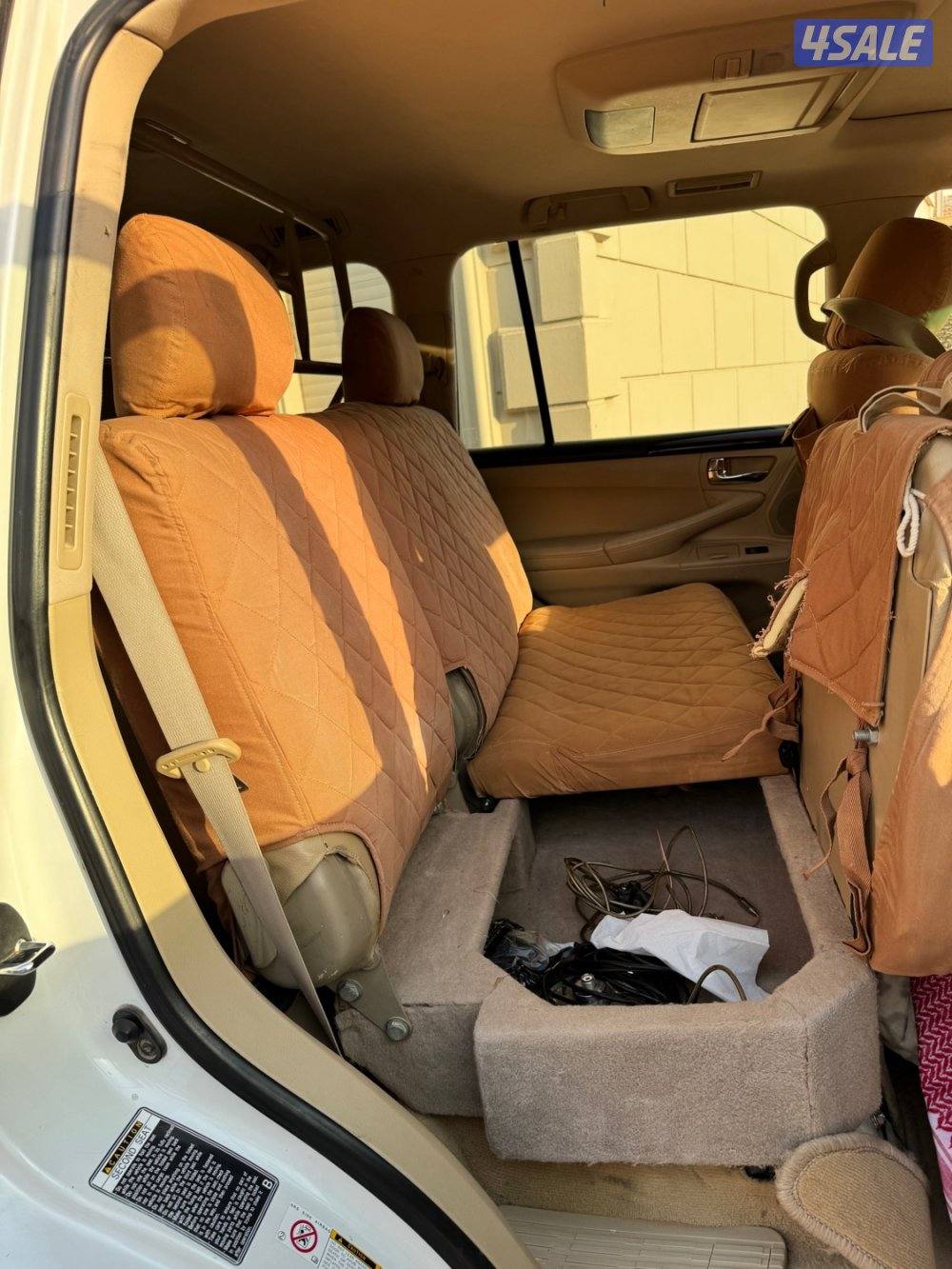 جيب لكزس مجهز12