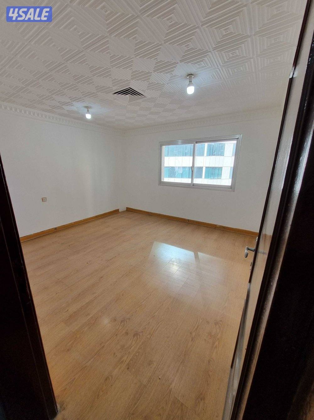 للاجار شقة ثلاثغرف في الشعب البحري1