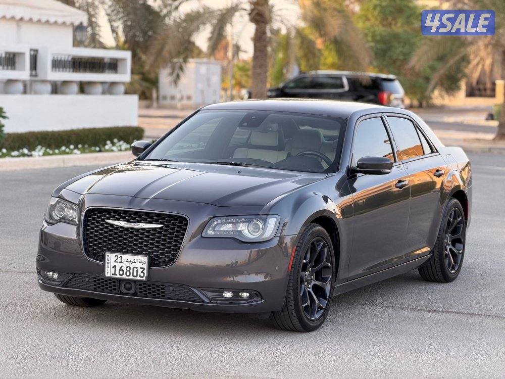 كرايزلر 300S بحالة الوكالة 20210