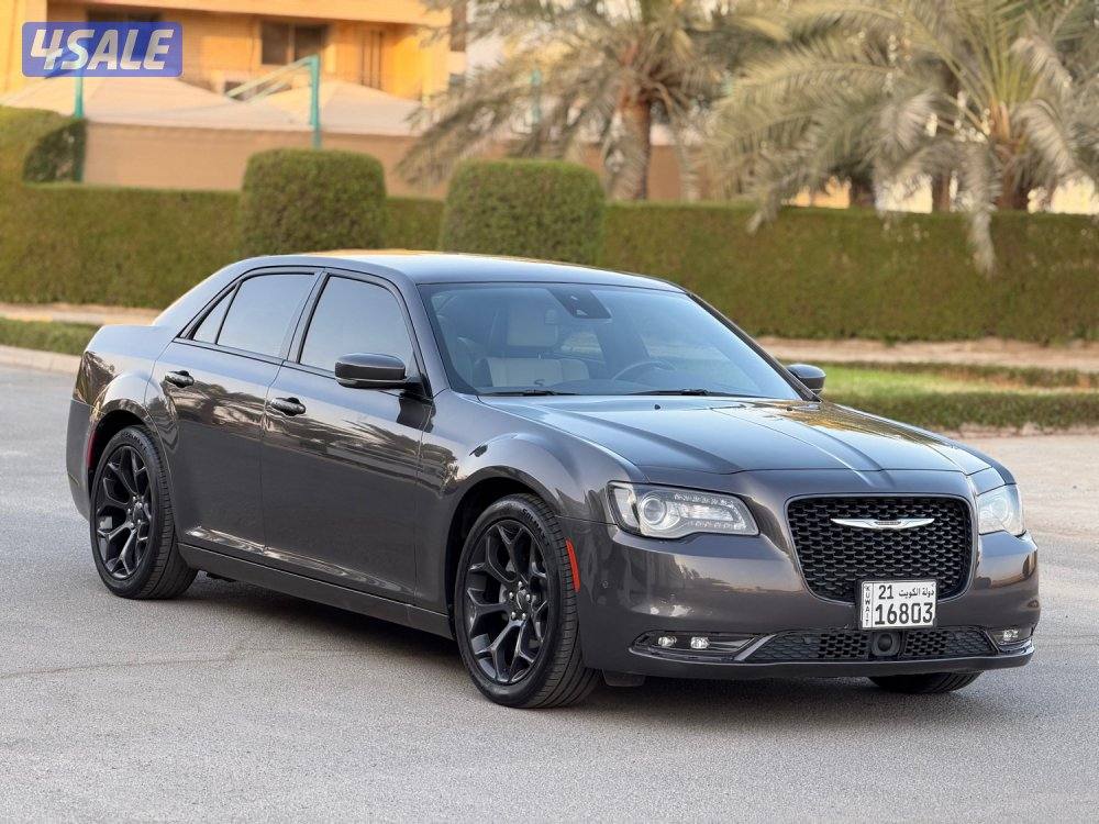 كرايزلر 300S بحالة الوكالة 20211