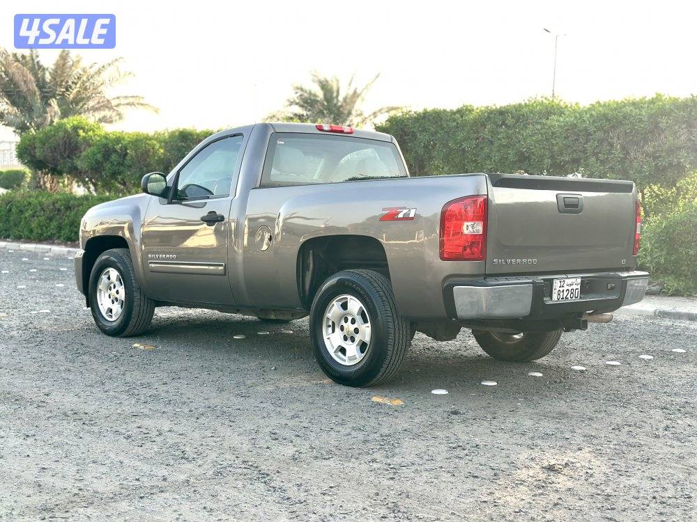 سلفرادو 2012 حجم المكينه الكبيره1