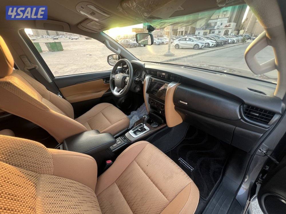 تويوتا  فوتنر  - صبغ وكالة  - موديل 20205