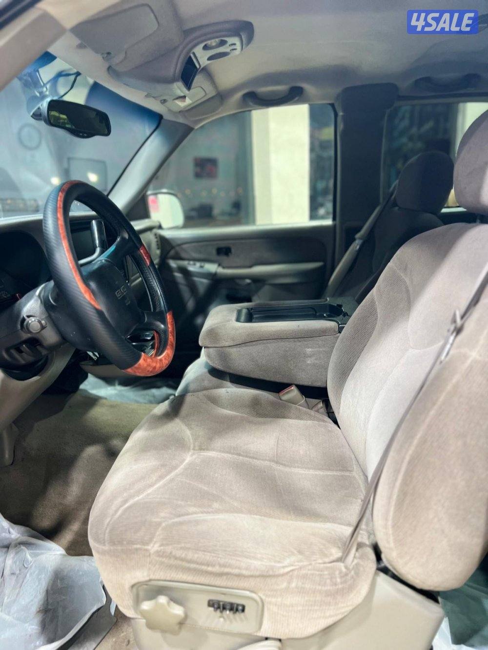 سييرا مخصر قمارة ونص موديل 2000 دبل قير ماشي 274 الف بحالة الوكالة6