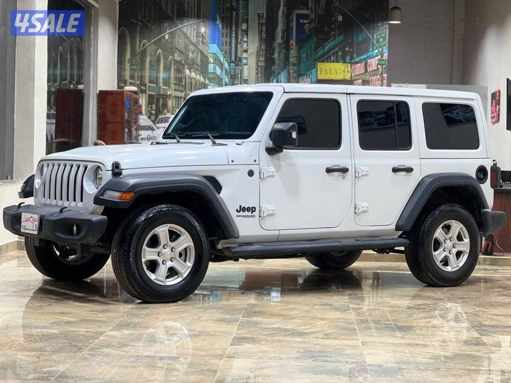 رانقلر سبورت موديل 2023 ماشي 12 الف ميل وكالة امريكا بحالة ممتازة0