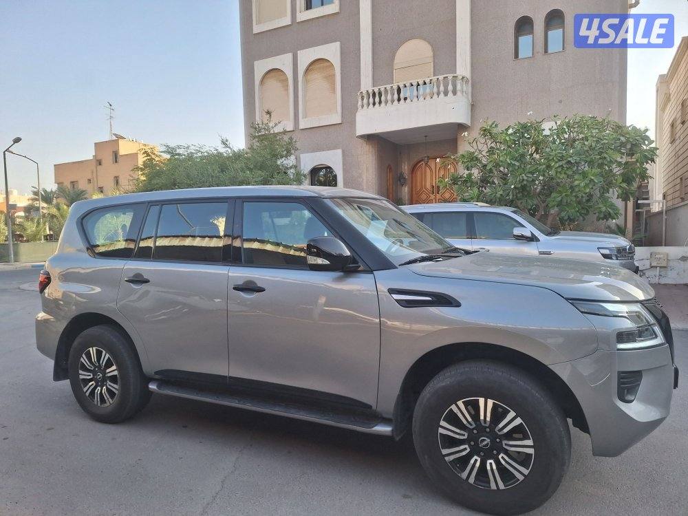 باترول موديل ٢٠١٤ بحاله الوكاله عداد ١٨٥ المكينه فتحه جلد ٣٢٠1