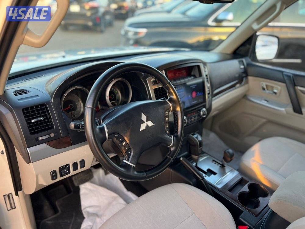 باجيرو - موديل 2018 - عداد 258 - وارد الوكاله - صبغ الوكاله5