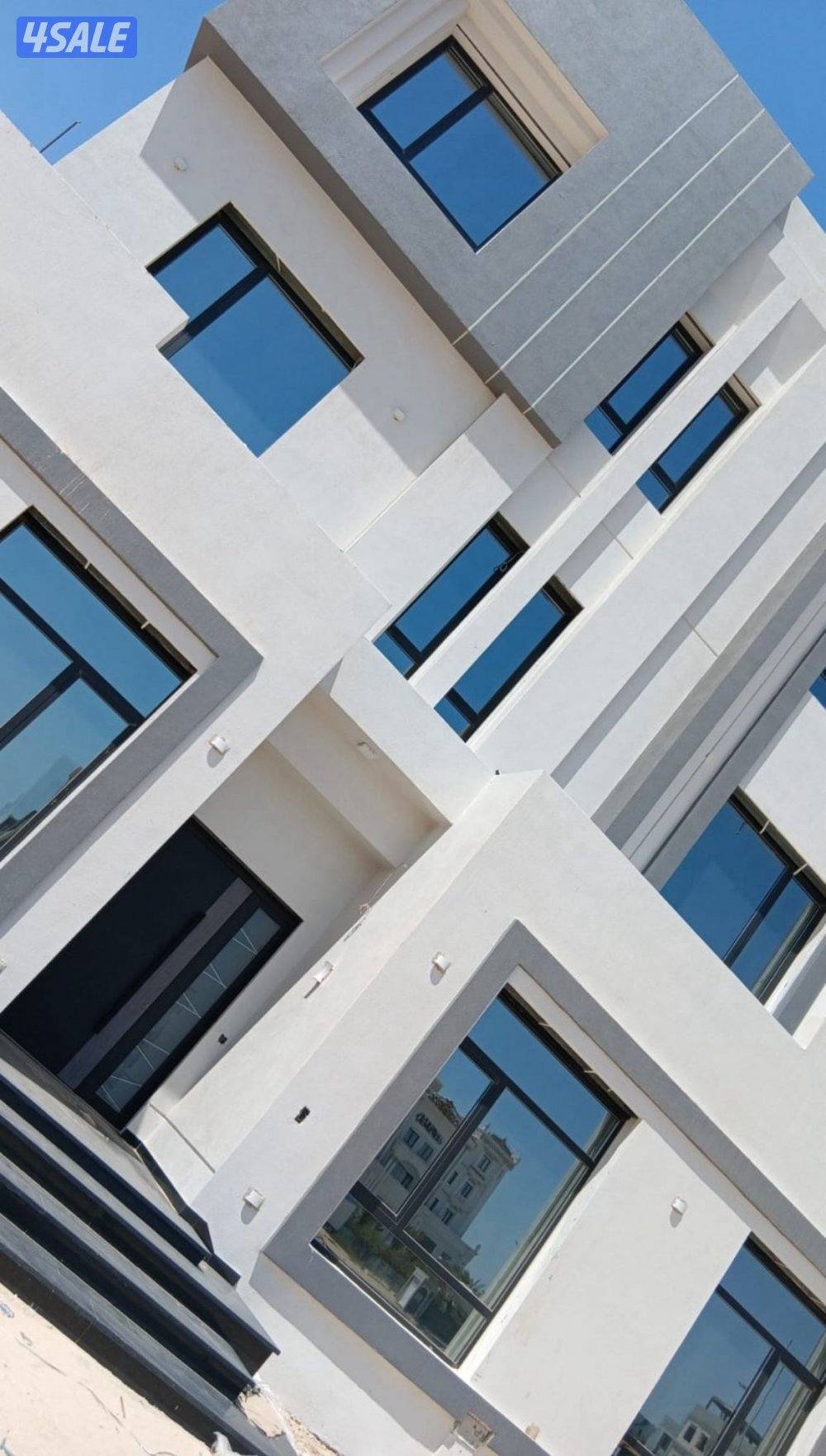 دوبلكس للايجار أرضي + اول ٦ غرف ٤ منهم ماستر مع دوانية وغرفة غسيل3