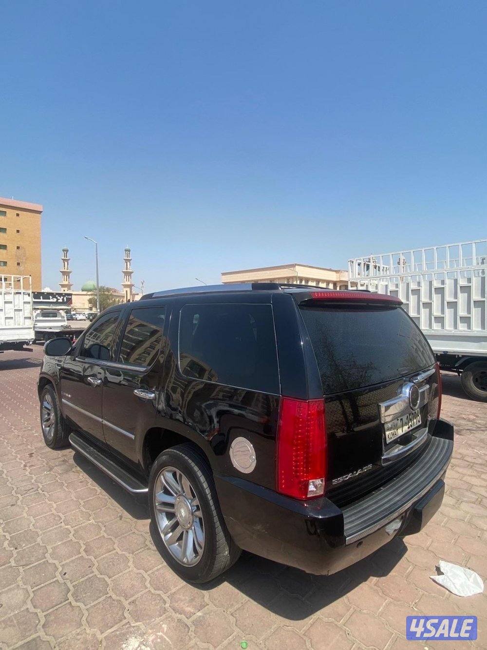 اسكاليد  2007 شرط فحص قير مكينه شاصي كشنات كامله داخليه بيج ماشي 4002