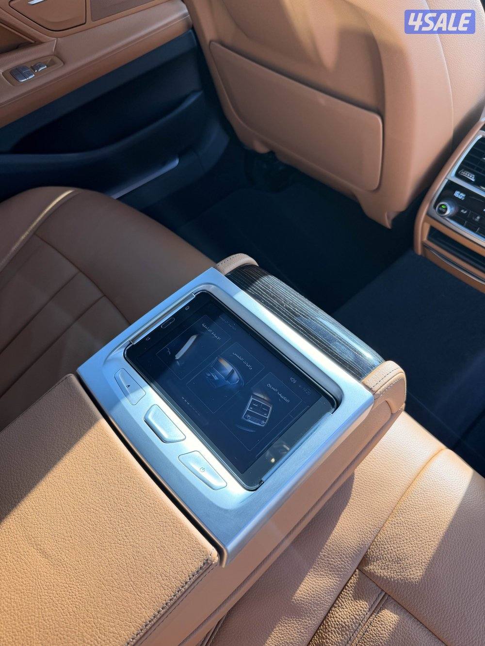 للبيع BMW 740 LI عداد 49 الف وارد الغانم9