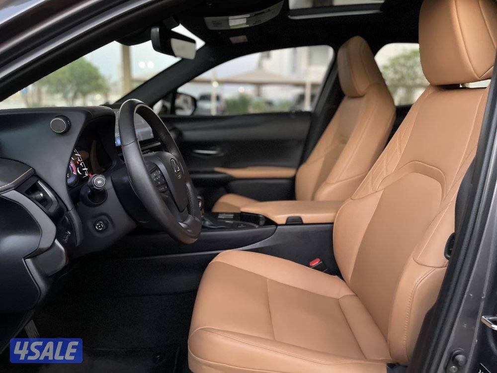 لكزس UX200 صبغ الوكاله المالك الاول موديل 20236