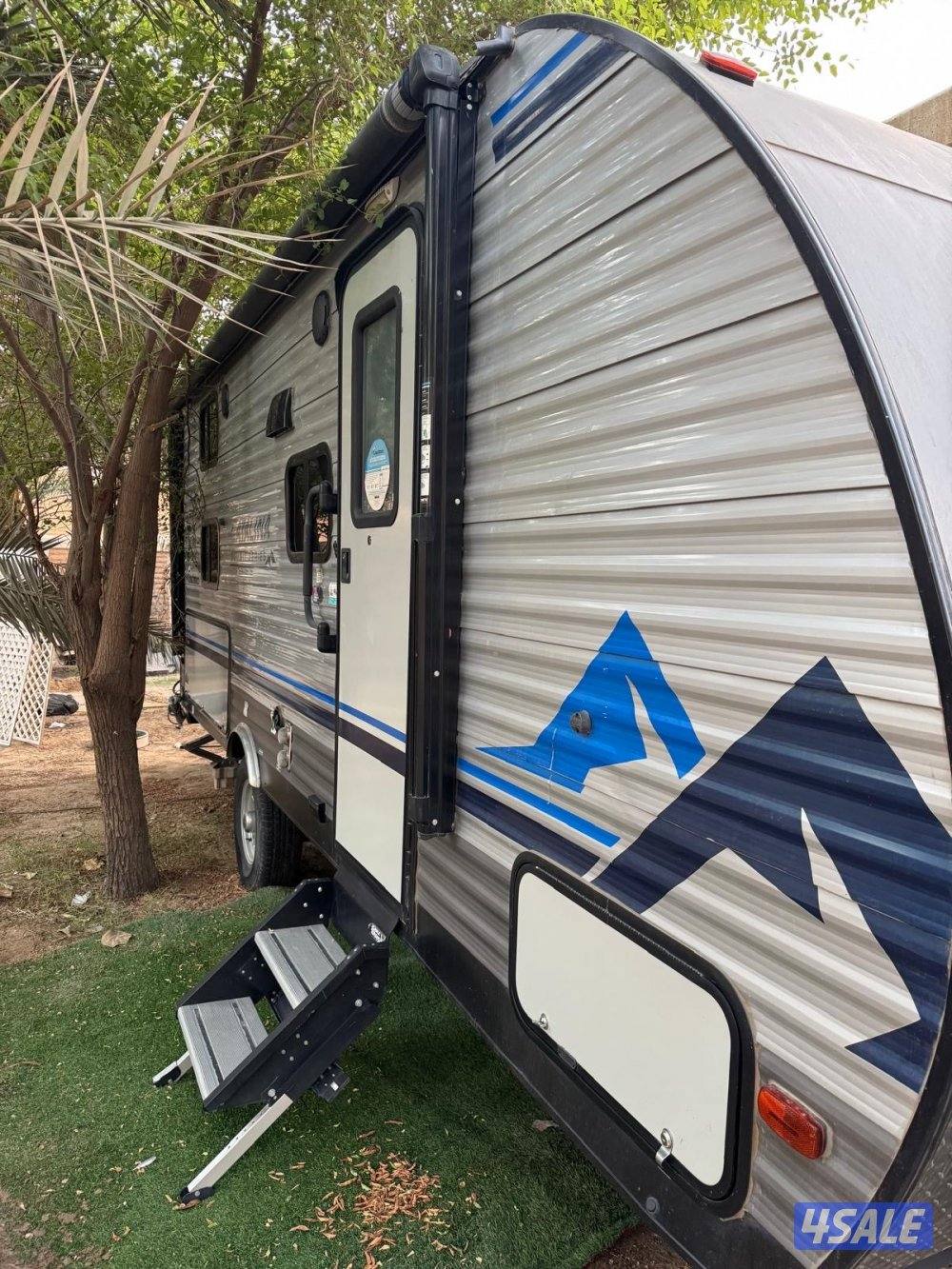 كرفان امريكي Coachmen Catalina 24 ft 202110