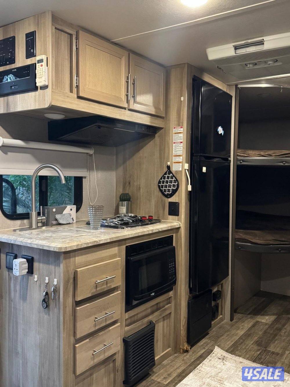 كرفان امريكي Coachmen Catalina 24 ft 202112