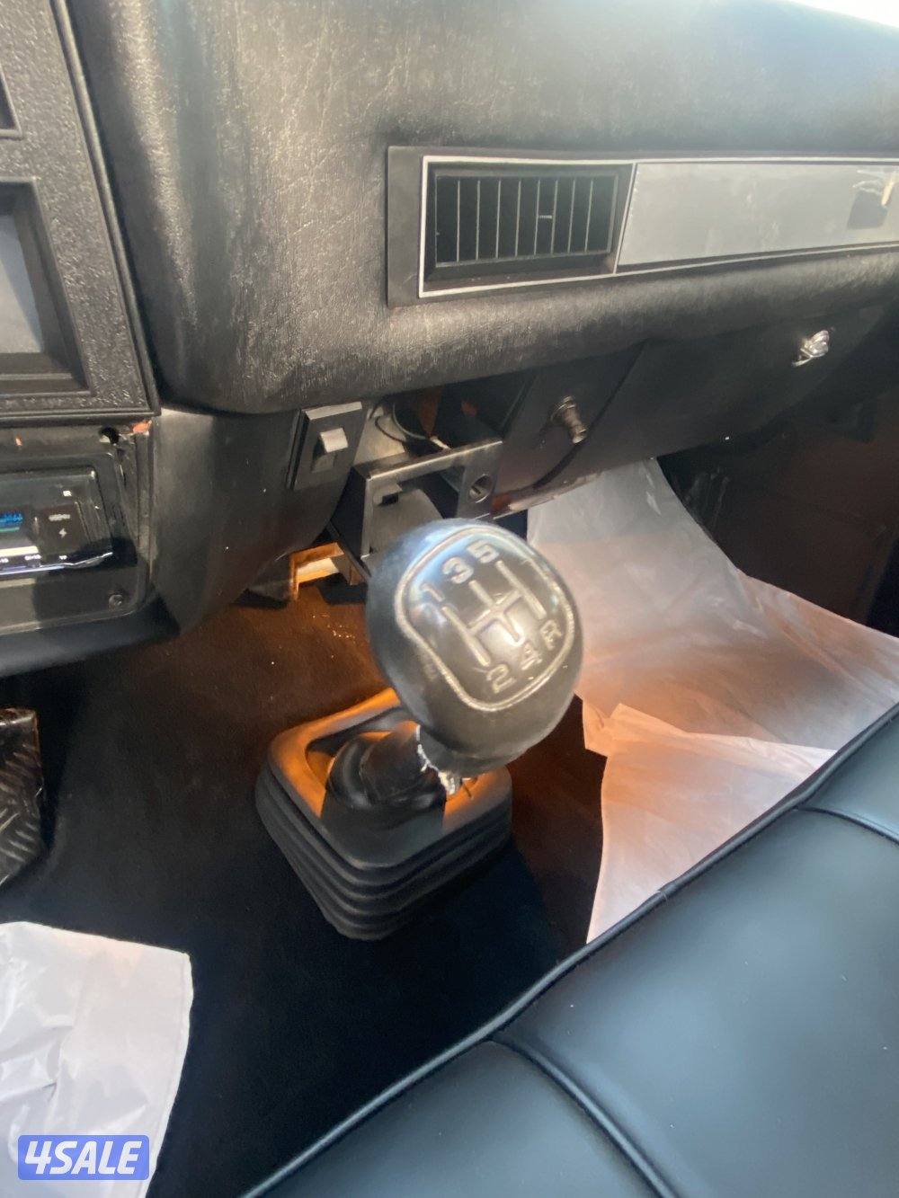 للبيع وانيت c 10 جير عادي مكينه LS 14