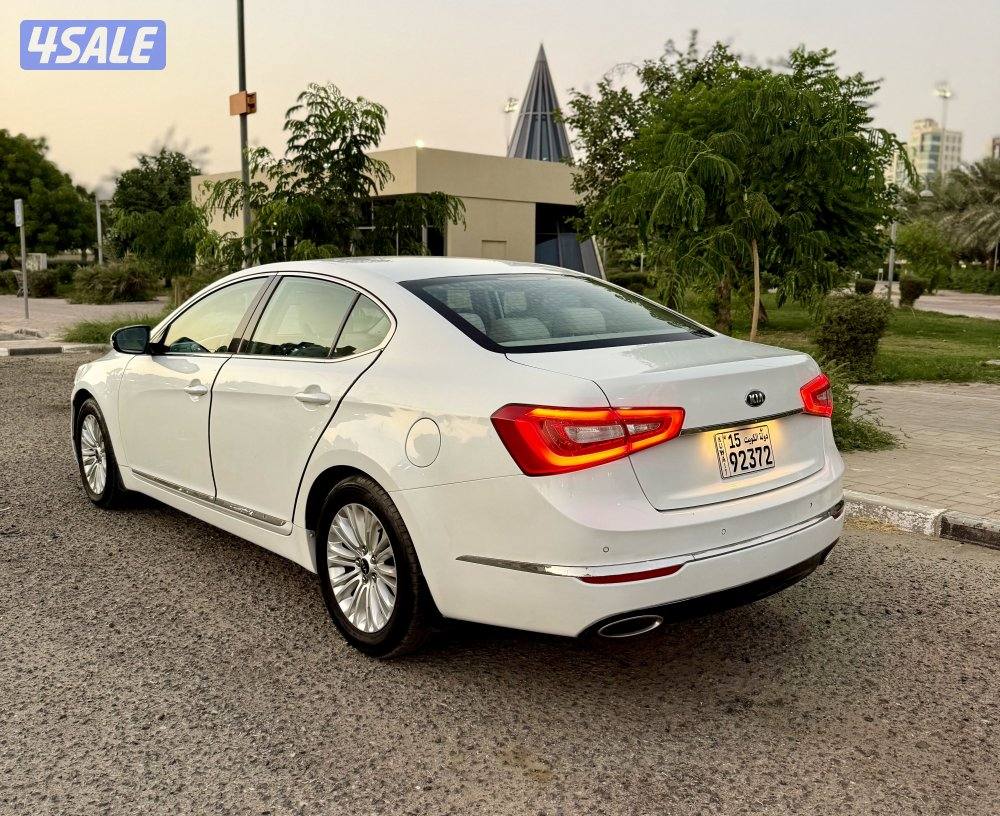 للبيع  كيا كادينزا 2015 ماشي 153 الف كم  بحالة جيدة جدا - مرفق الفحص3