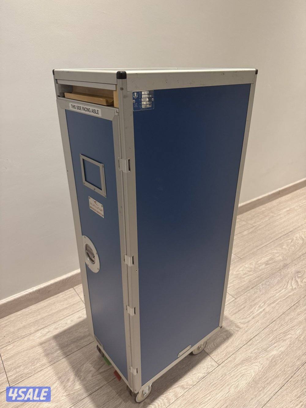 ترولي خدمات نادرة (بحالة جديدة) إصدار قديم - الخطوط الجوية الكويتية3