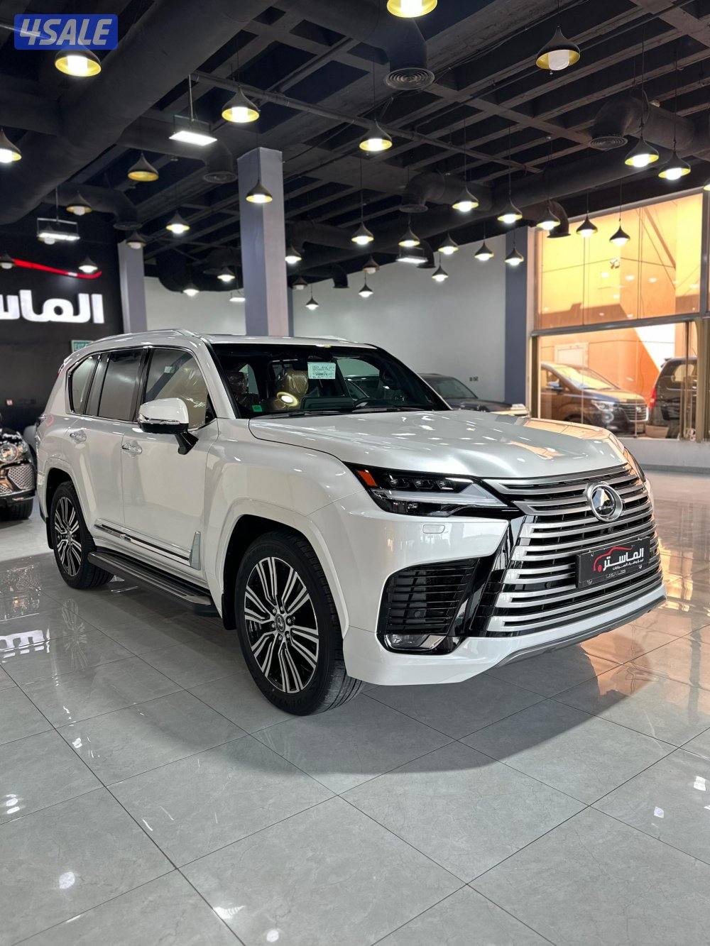 لكزس LX600 الساير موديل 2025 عداد اصفار2