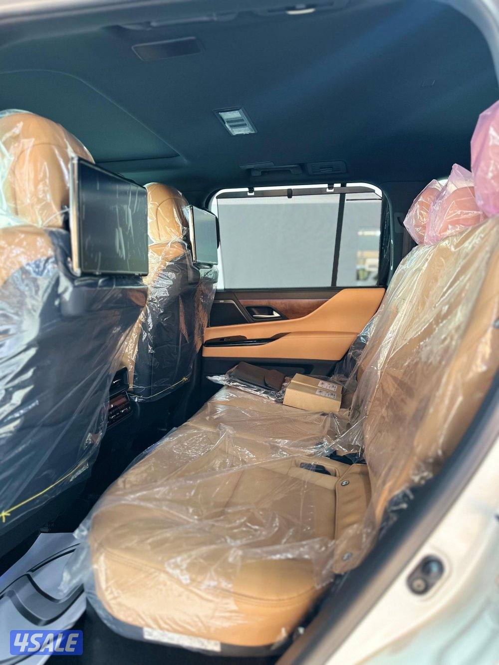 لكزس LX600 الساير موديل 2025 عداد اصفار7