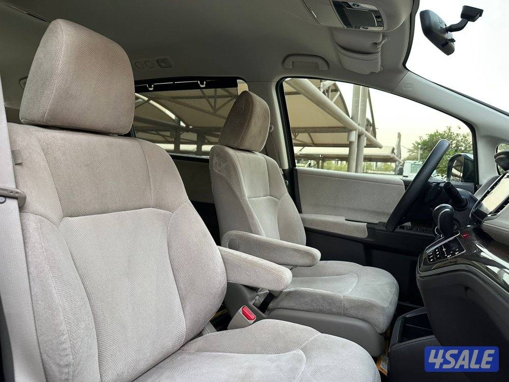 للبيع هوندا اوديسي موديل 2020 وارد الغانم8