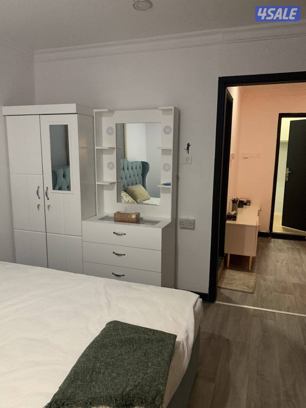 شقق للايجار خلو وفاضي غرفة وصالة ومطبخ وحمام تشطيب سوبر لوكس يوجد 🚗🚙0