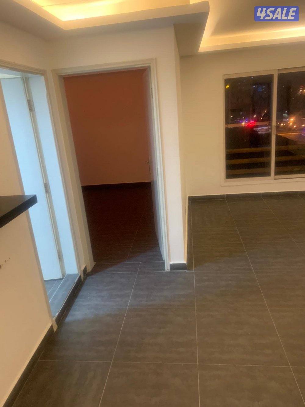 شقق للايجار خلو وفاضي غرفة وصالة ومطبخ وحمام تشطيب سوبر لوكس يوجد 🚗🚙7