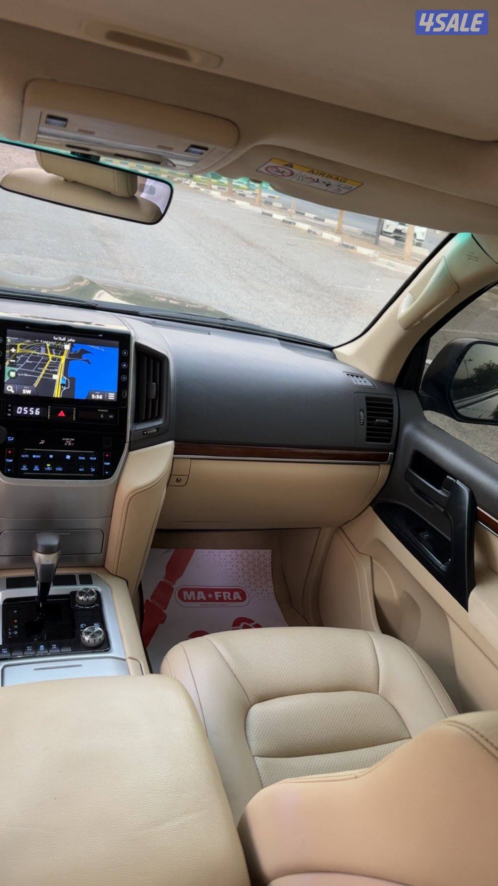 لاندكروزر GXR V8 فل أبشن6