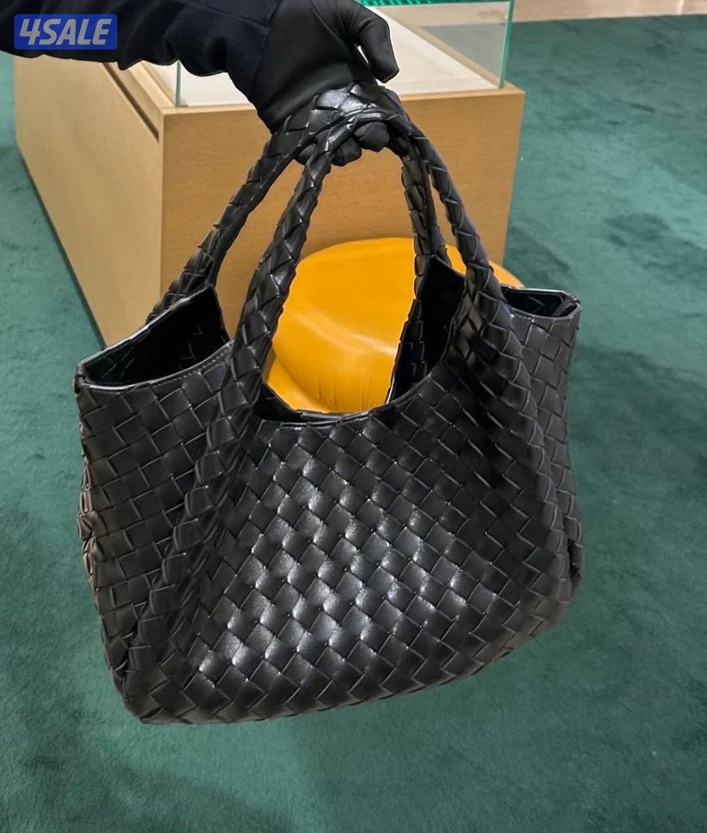 اقوى تشكيله شنط نسائية الدرجه الاولى 20258