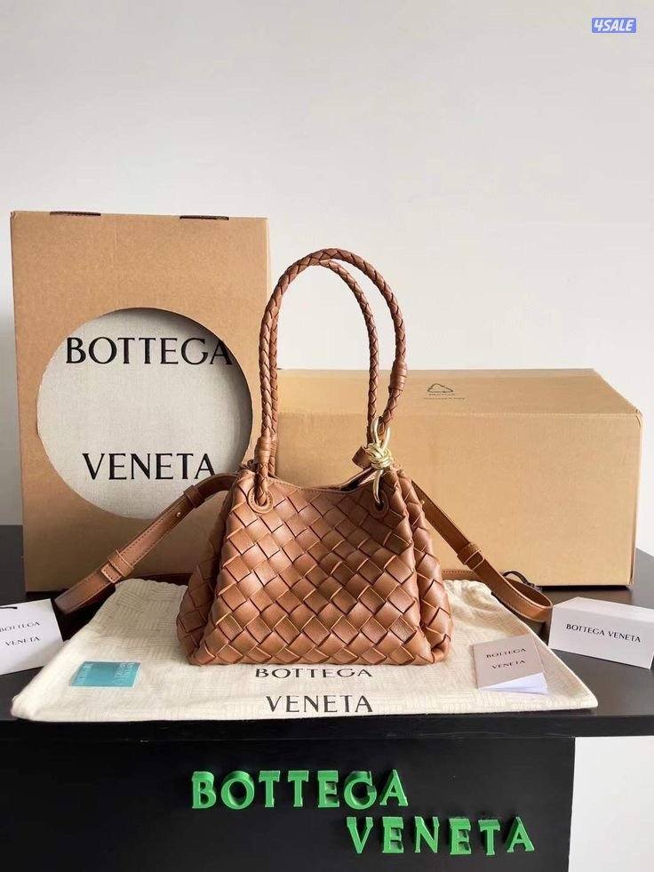 اقوى تشكيله شنط نسائية الدرجه الاولى 202515