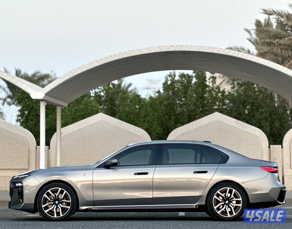 معرض القمة🚩1