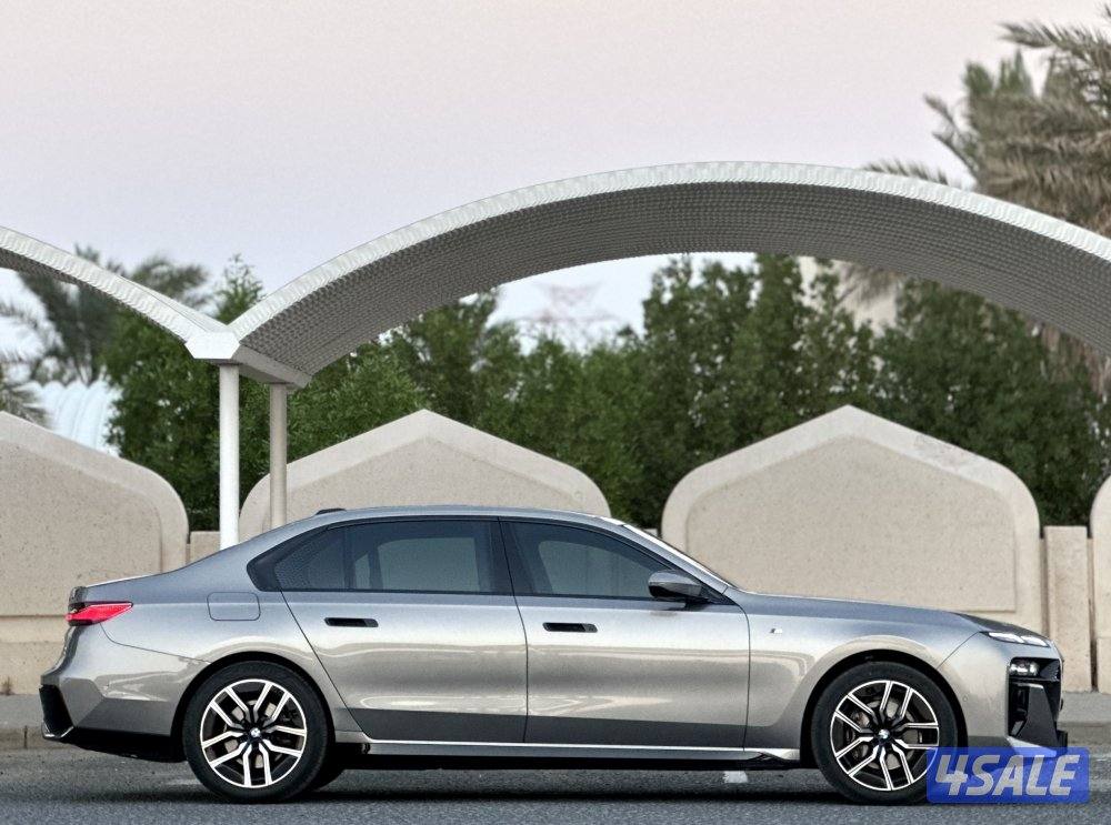 معرض القمة🚩3