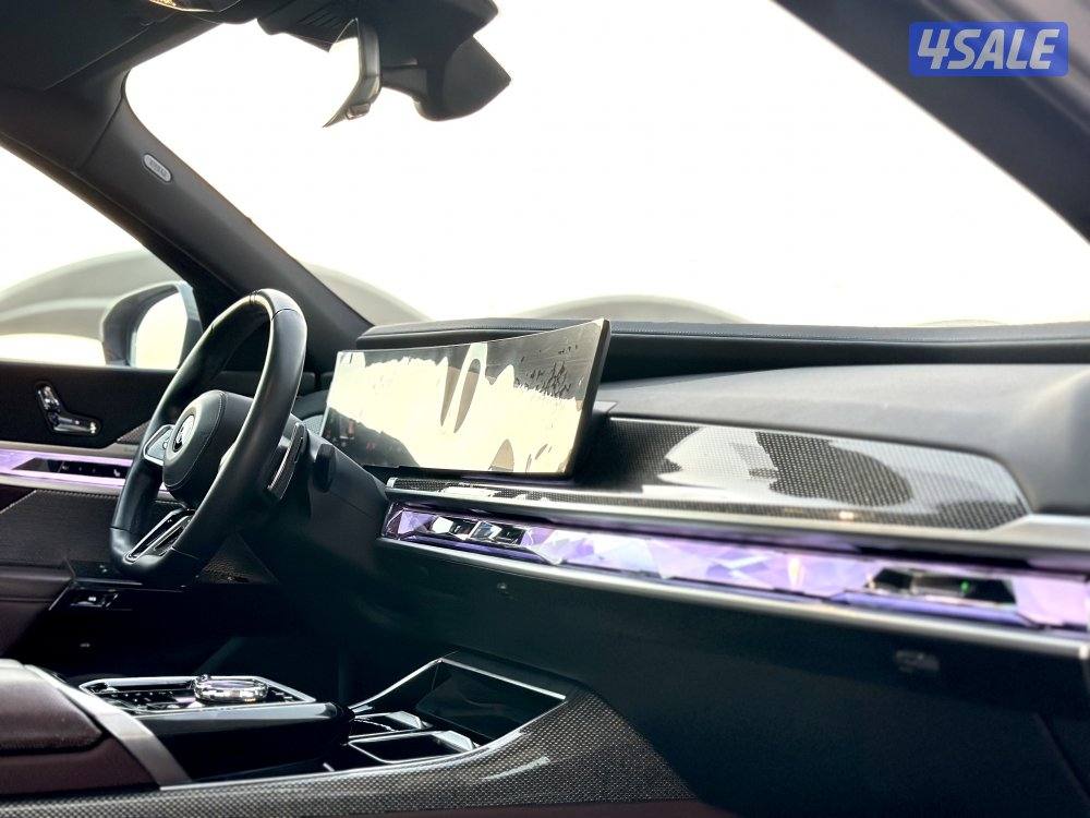 معرض القمة🚩8