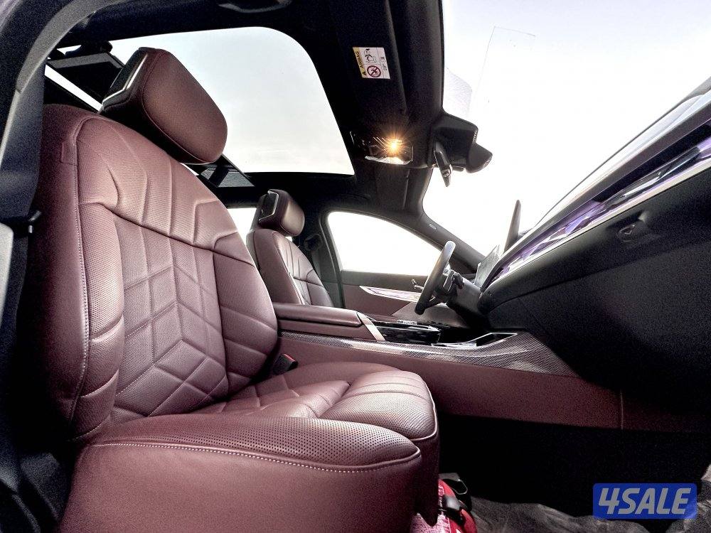 معرض القمة🚩10