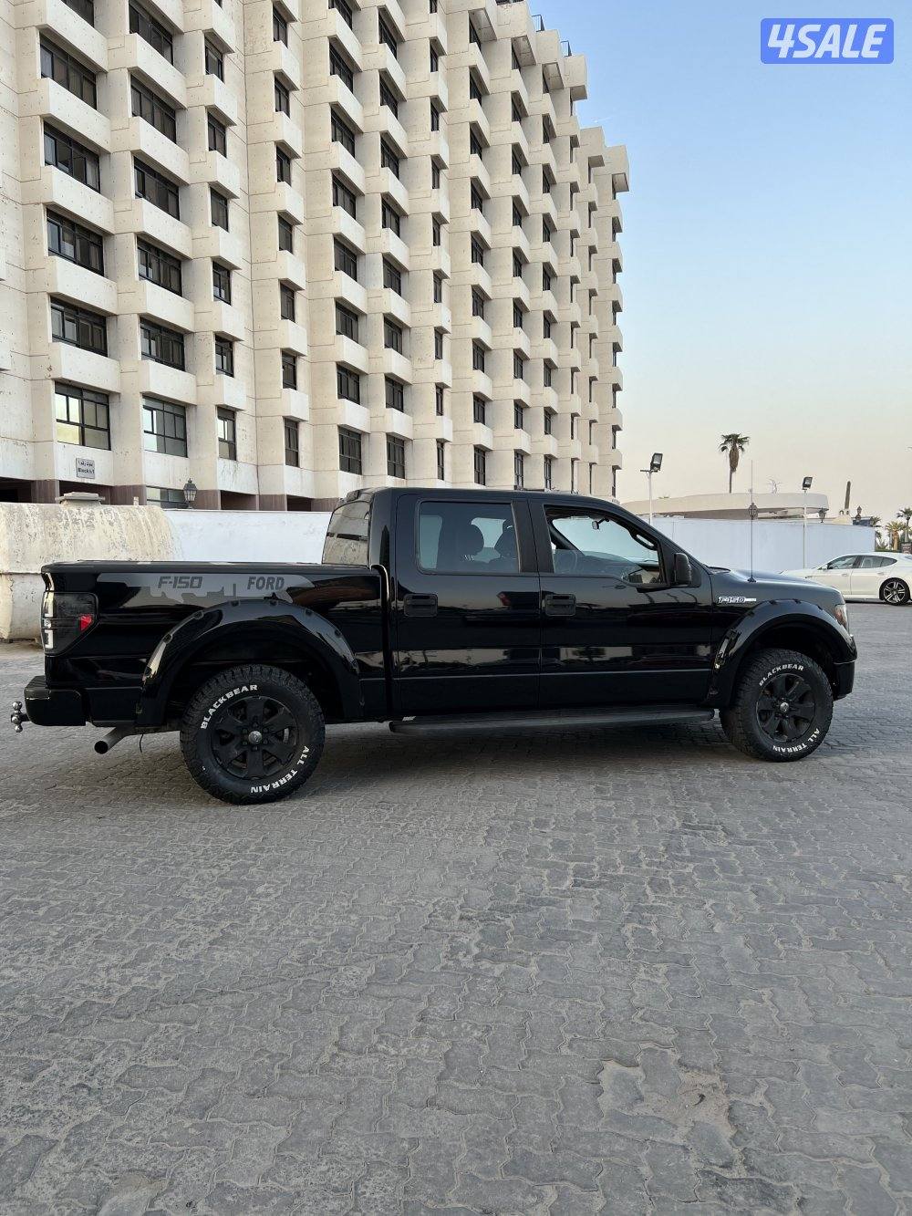 للبيع ونيت فورد بحالة ممتازة4