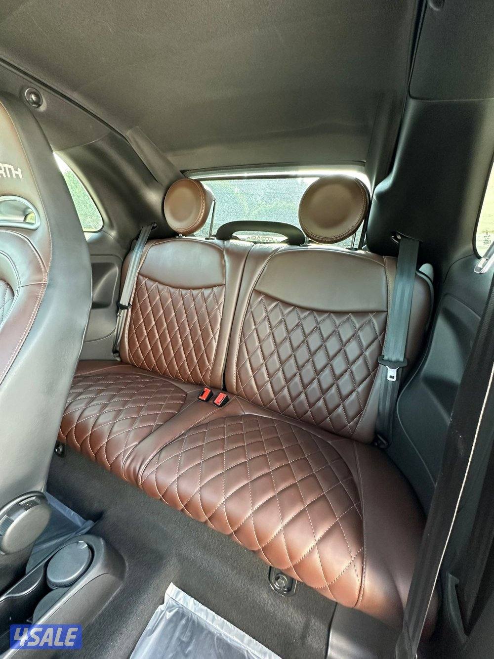 أبارث 695 توريزمو 202311