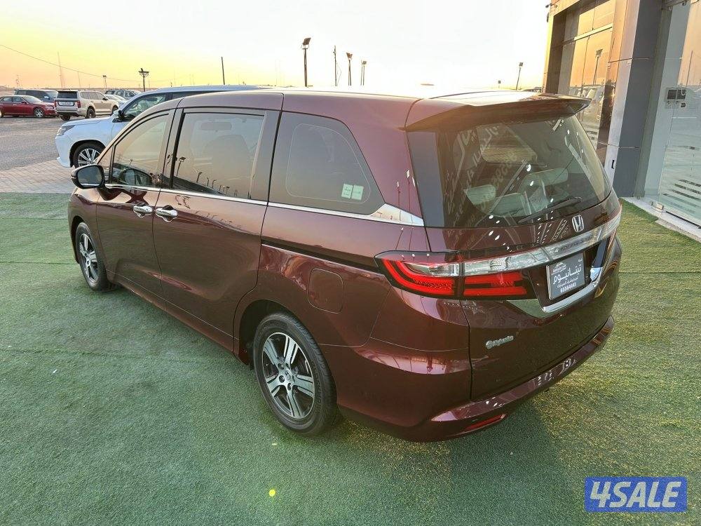 للبيع هوندا أوديسي 4 سلندر4