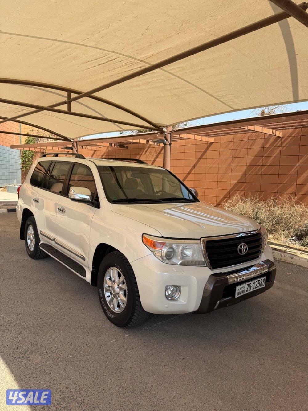 لاندكروز GXR v8 الساير صبغ وكاله.2