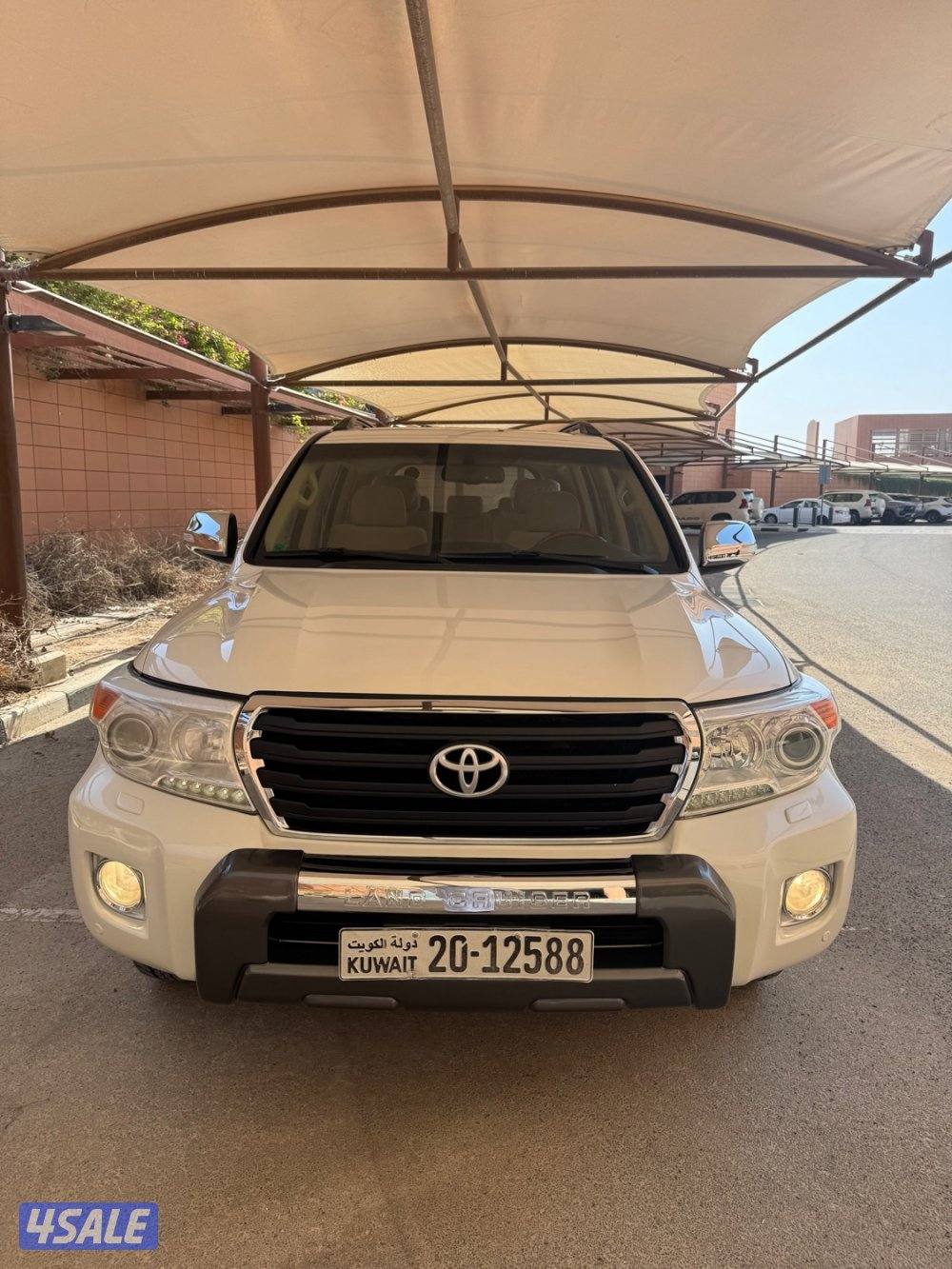 لاندكروز GXR v8 الساير صبغ وكاله.4