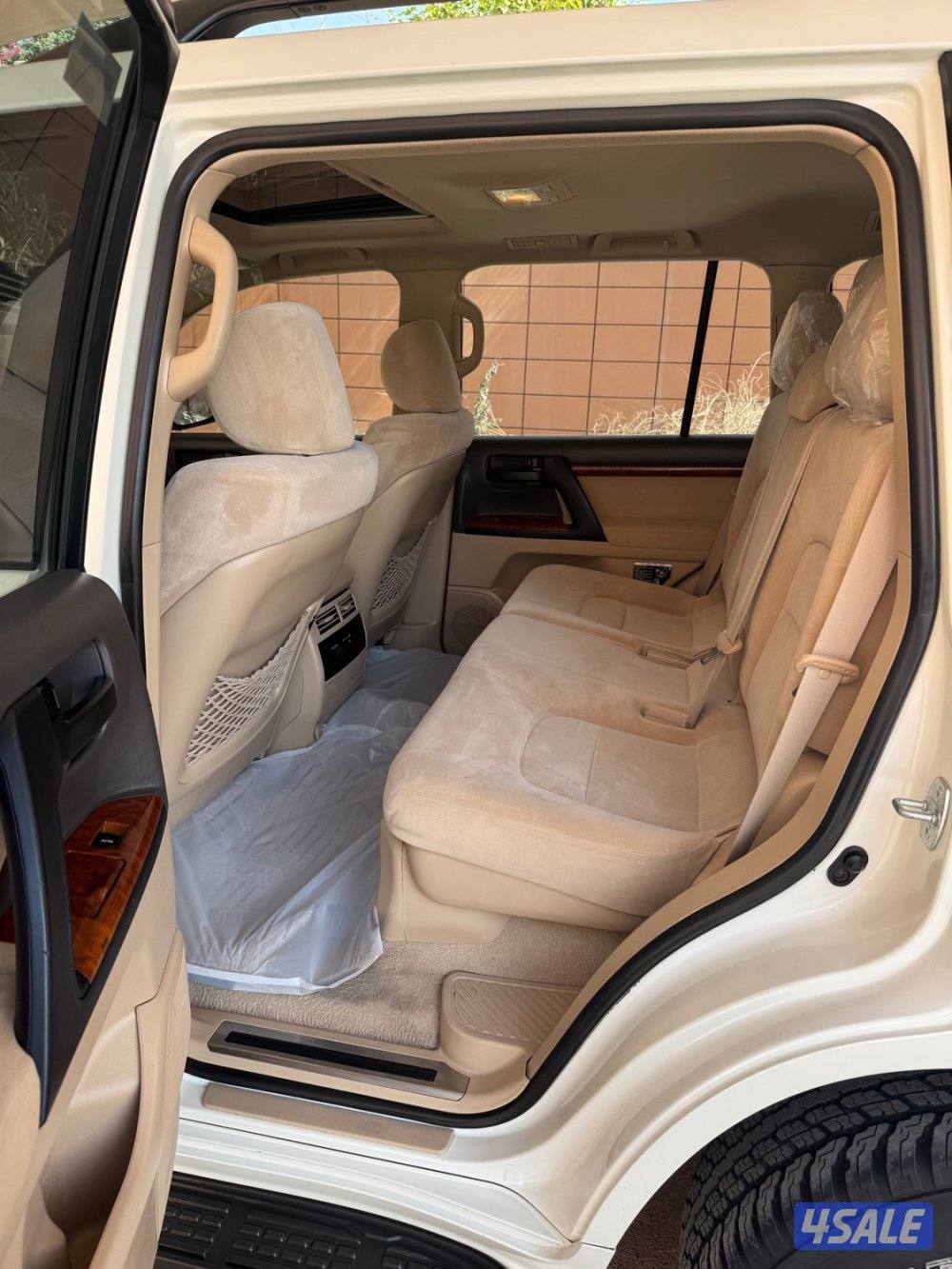 لاندكروز GXR v8 الساير صبغ وكاله.9