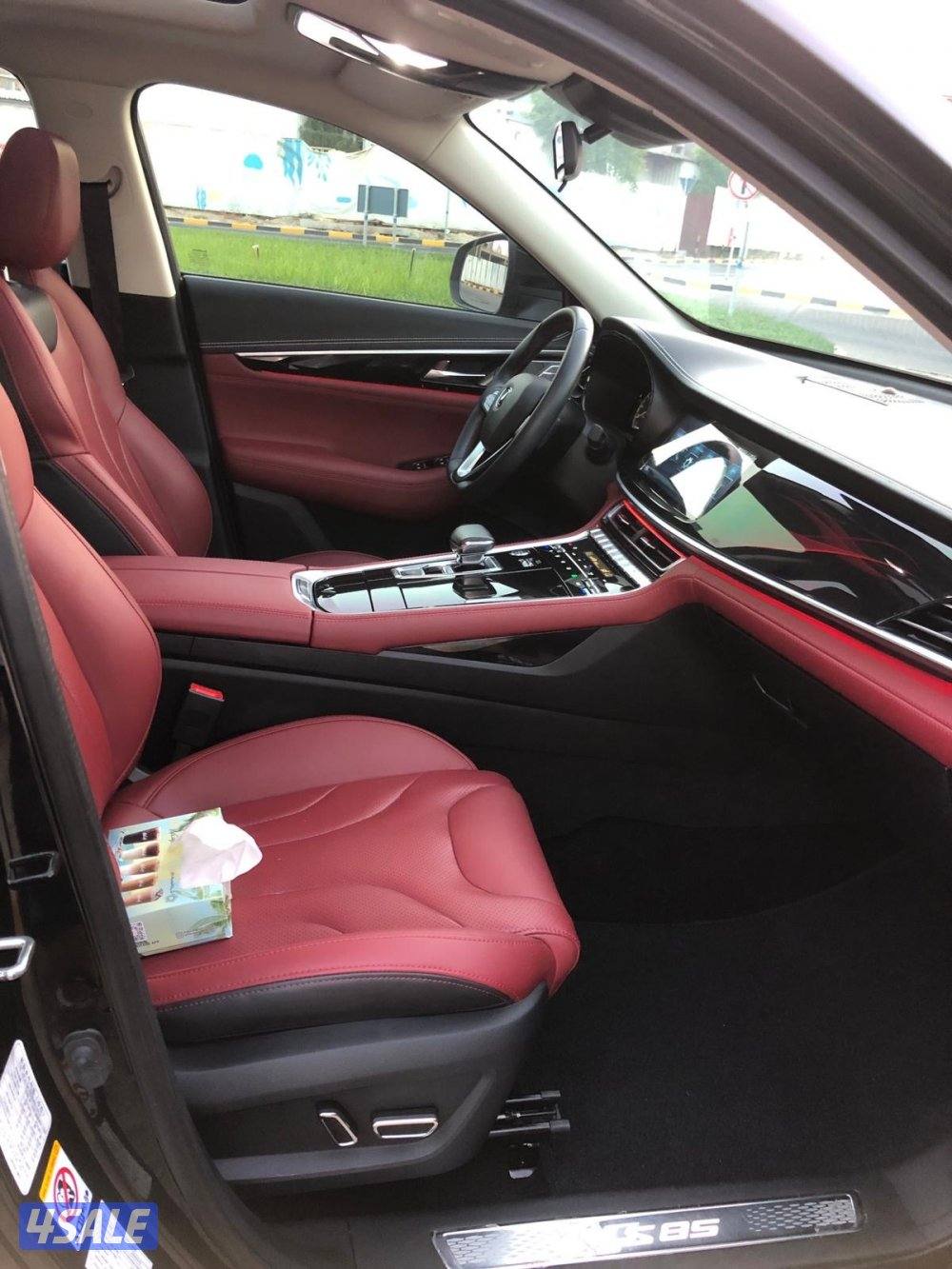 للبيع شانغان CS85 موديل 202311