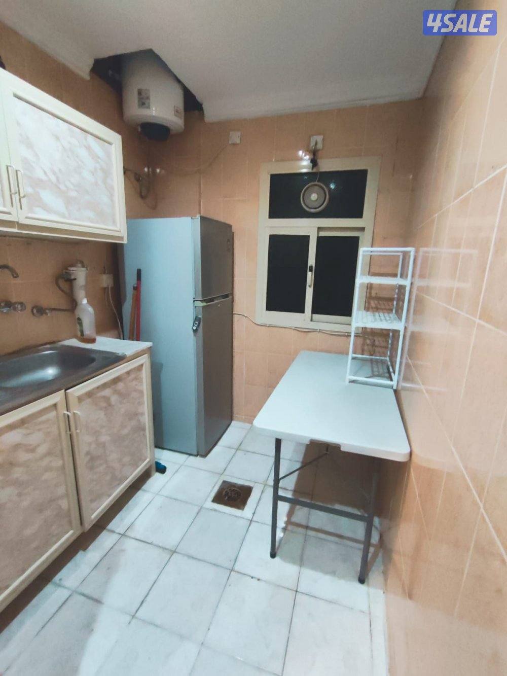 شقق للايجار حولي كويتين فقط فاضي وخلو غرفه صاله حمام مطبخ باركن11