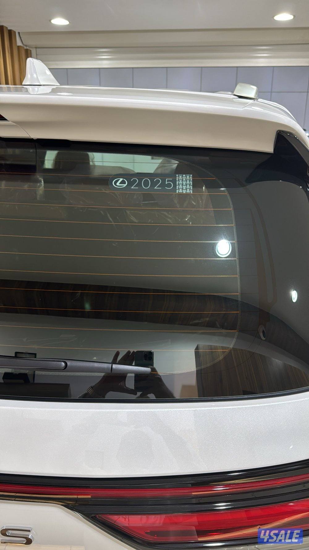 ‏للبيع جيب لكزس Lexus 600 LX7