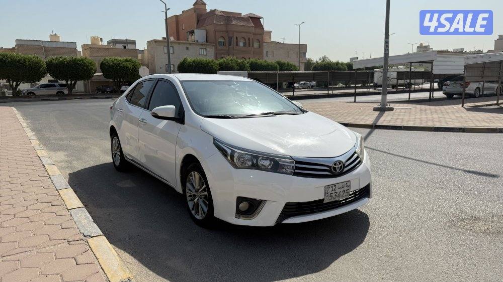 كورولا 2014 ماشيه 399 الف0