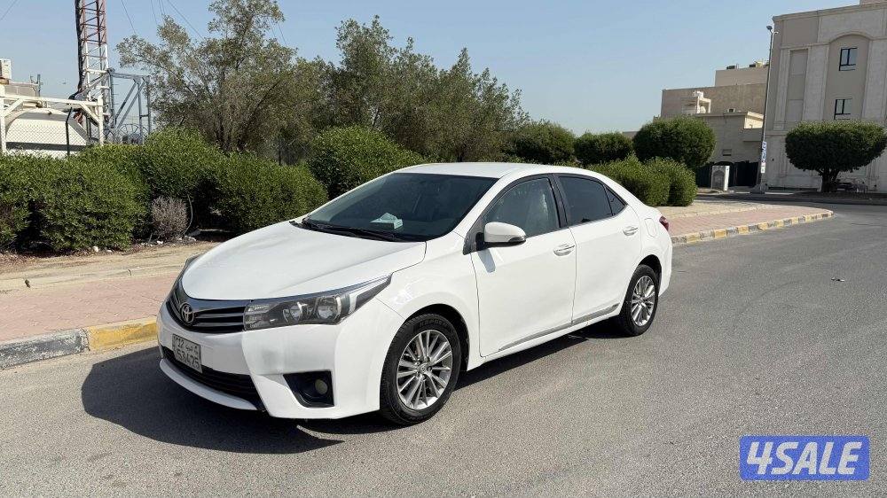 كورولا 2014 ماشيه 399 الف3