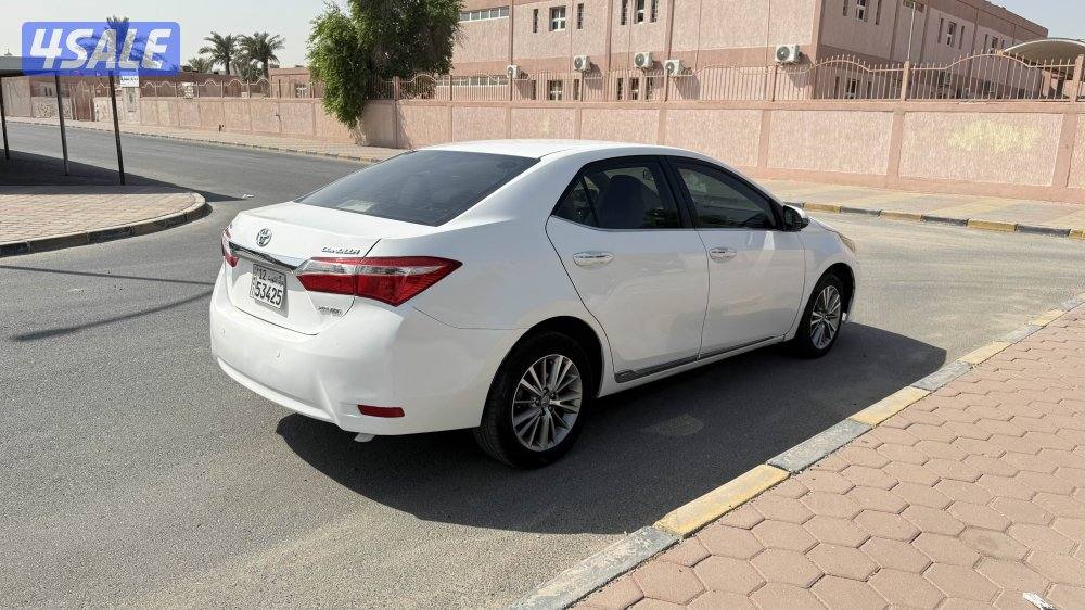 كورولا 2014 ماشيه 399 الف7