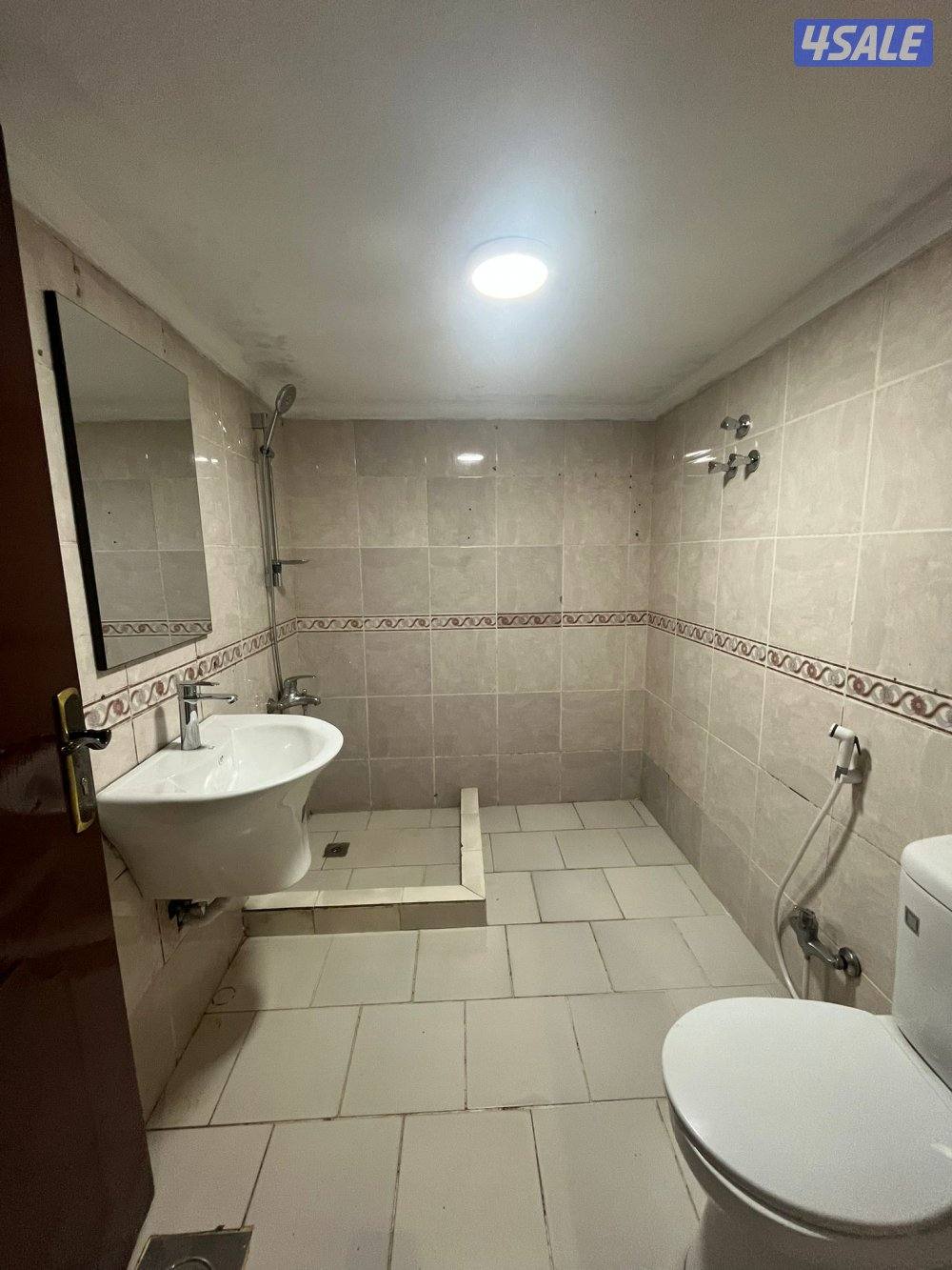 للإيجار شقه في اشبيليه6