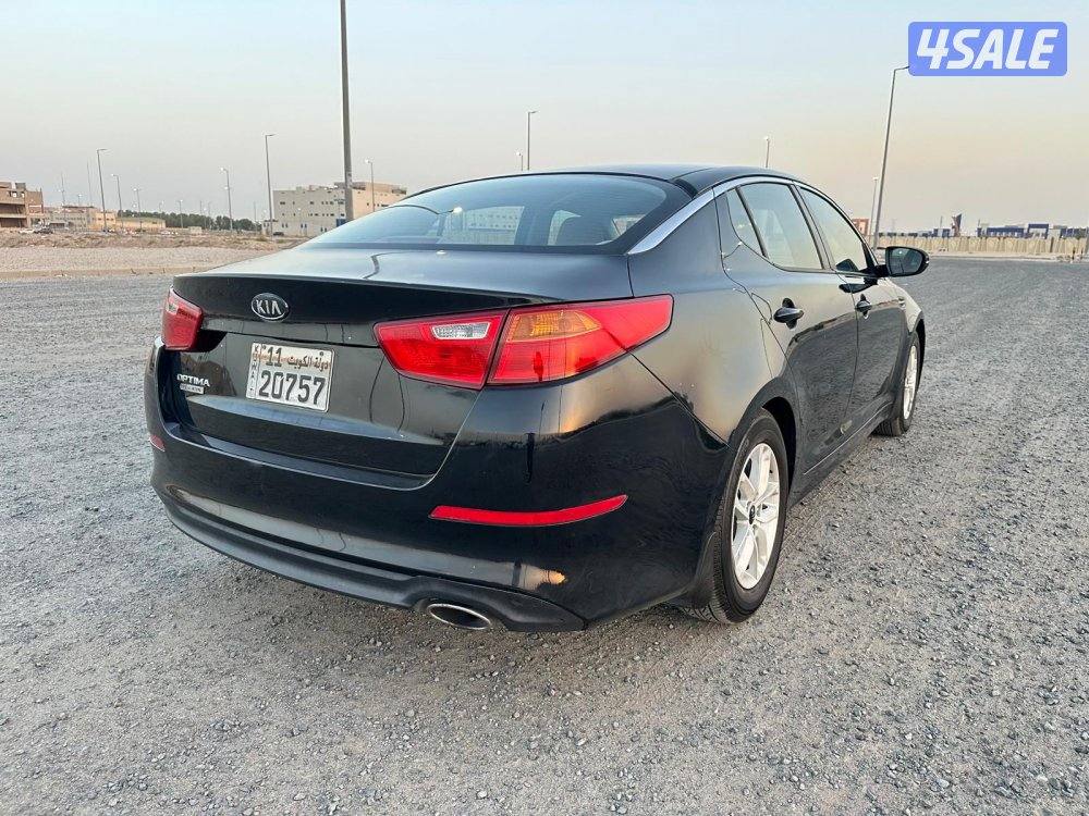 كيا اوبتيما ٢٠١٥ بحالة ممتازة3