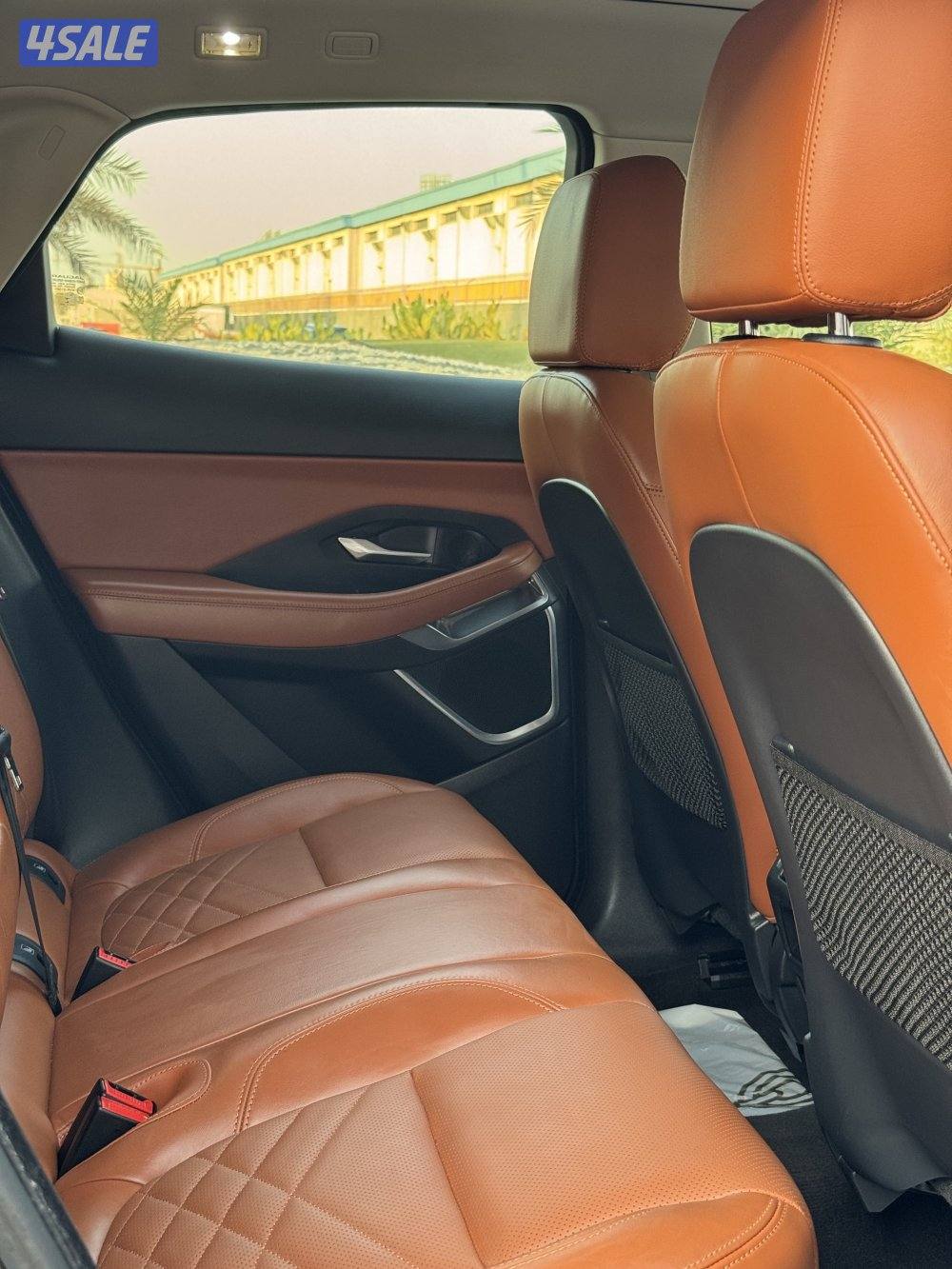 Jaguar E-Pace 2019 جاكوار الزياني8