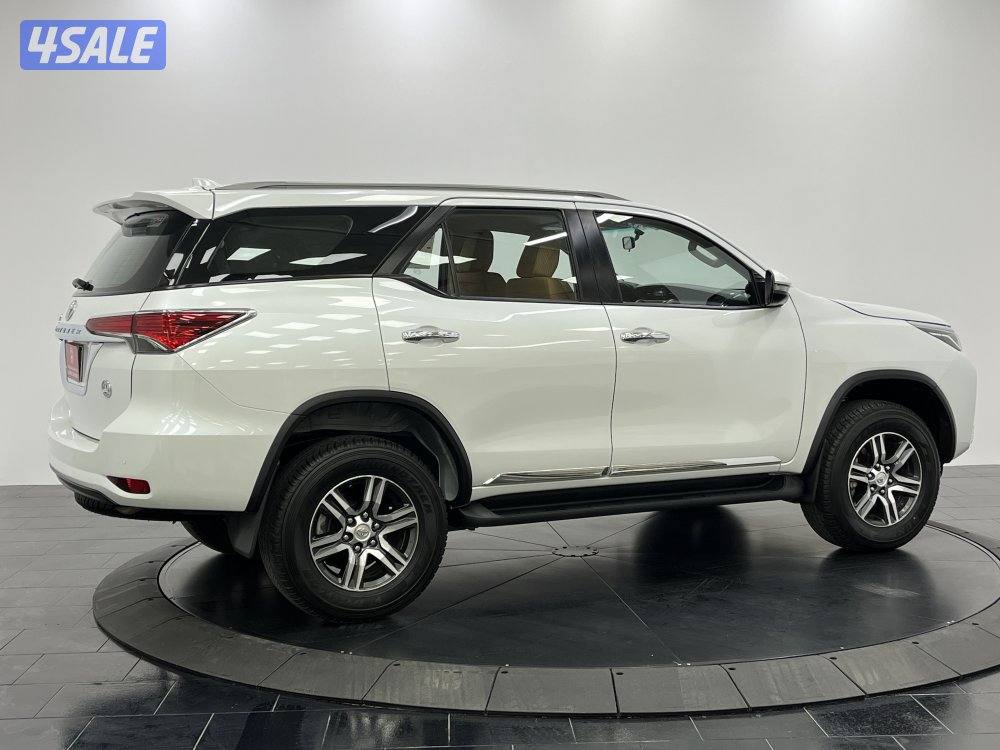 TOYOTA FORTUNER_N 23FT4H_U10