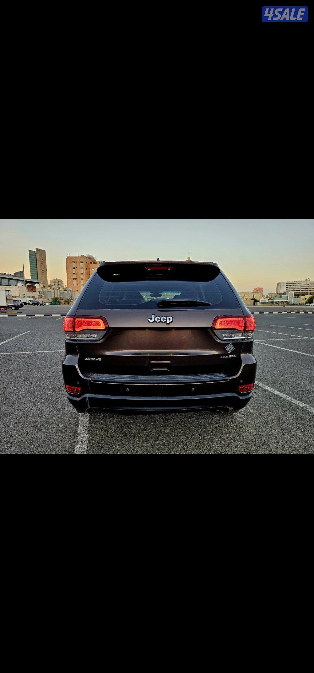 جراند شيروكي لاريدو 2021 ..4x43